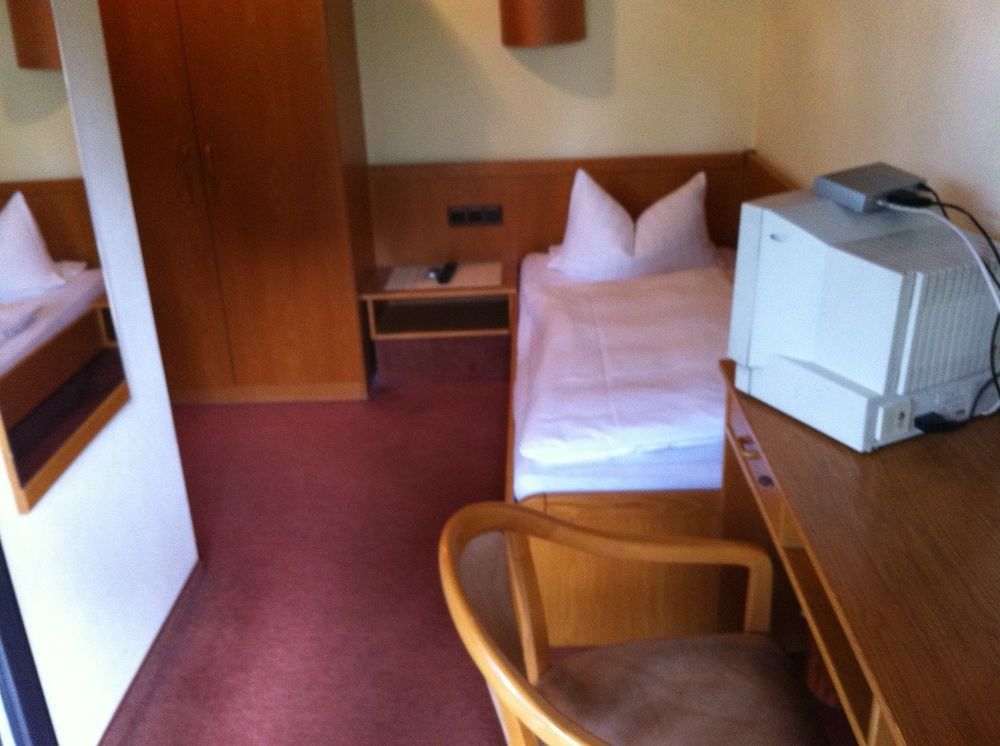 Hotel Bacchusstube Garni Goldbach  Exterior photo